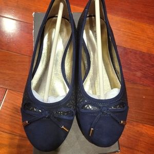 Elie Tahari Steffi Sporty Ballet flats size 2
